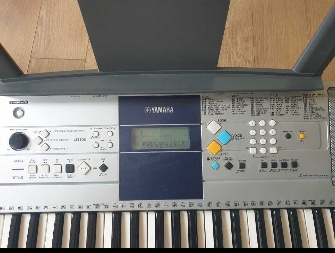 Yamaha Синтезатор -psr-e323