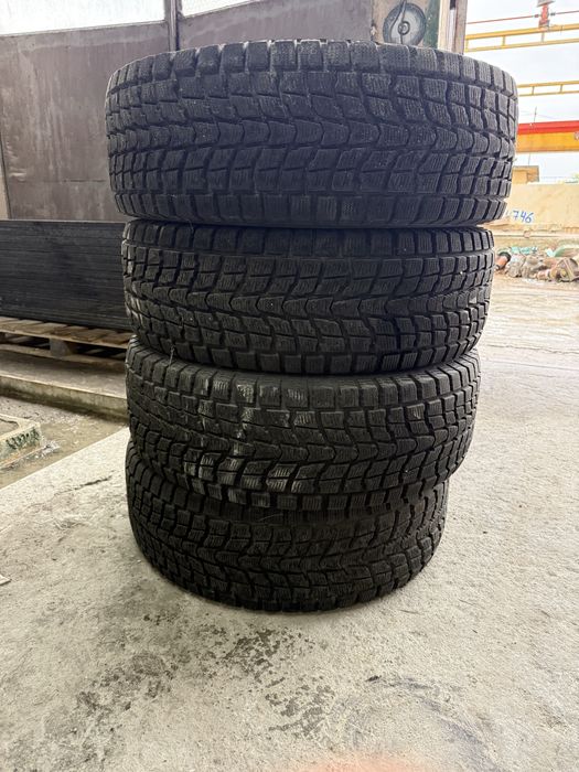 Dunlop 275/70/16