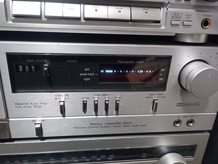 Дек Technics M 24 много добро визуално състояние.