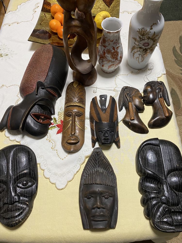 Антични африкански маски