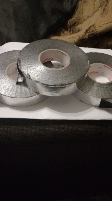 Bandă izolatore 30m cu protectie metalică argintie