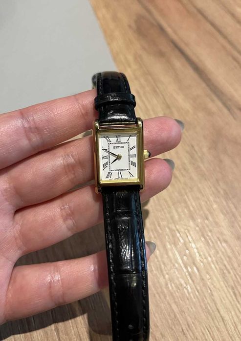 Дамски часовник Seiko 4N30-00H0