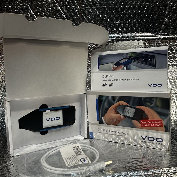 Aparat descărcare tahograf și card VDO