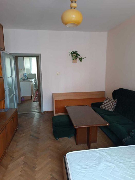 Дава се под наем Двустаен апартамент в Бургас, Зорница - 58 кв.м за 350 € - Снимка #1