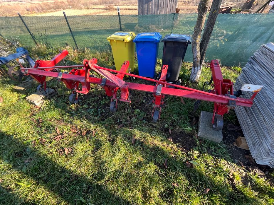 Vând Prășitoare 5 rânduri