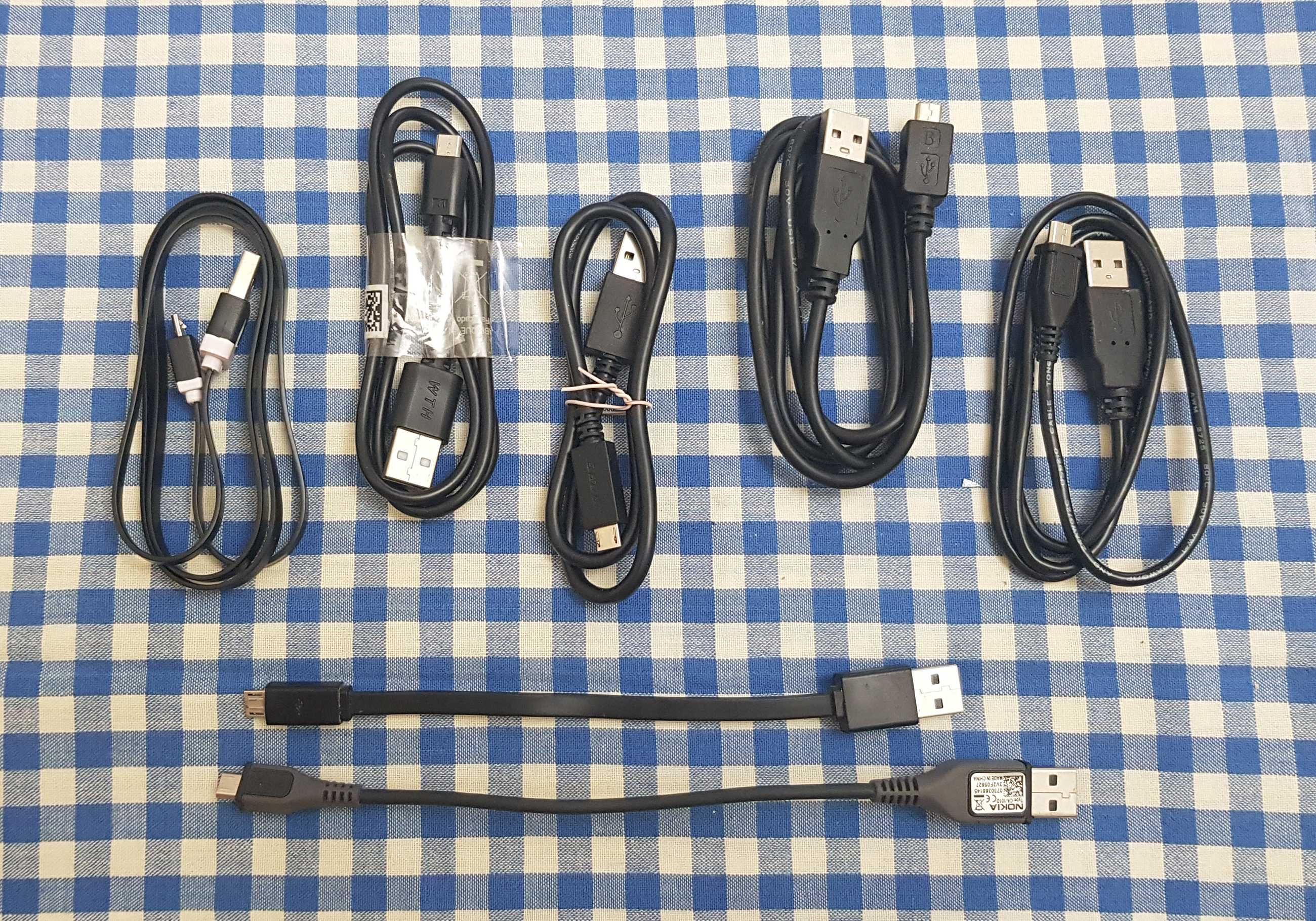 Cablu USB la microUSB pentru telefon sau tableta