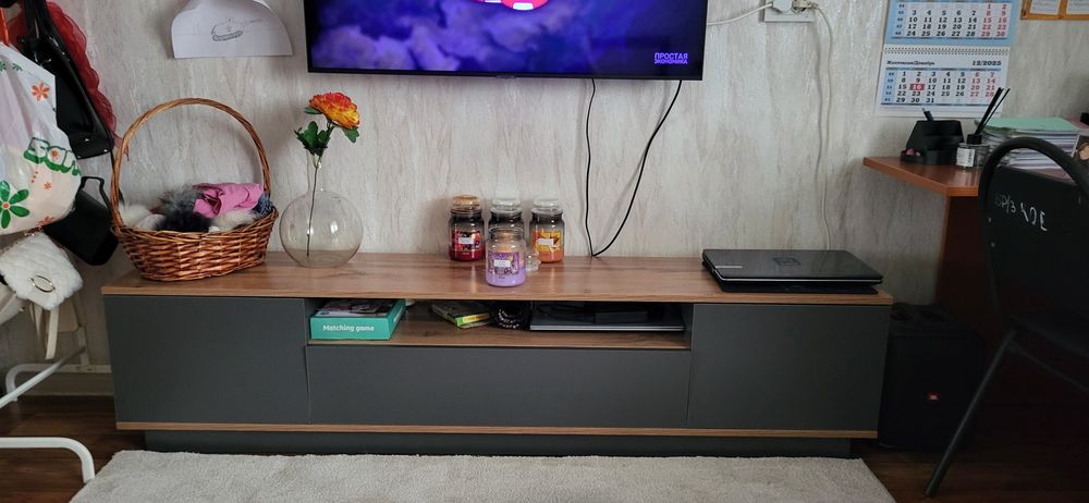Тумба под телевизор