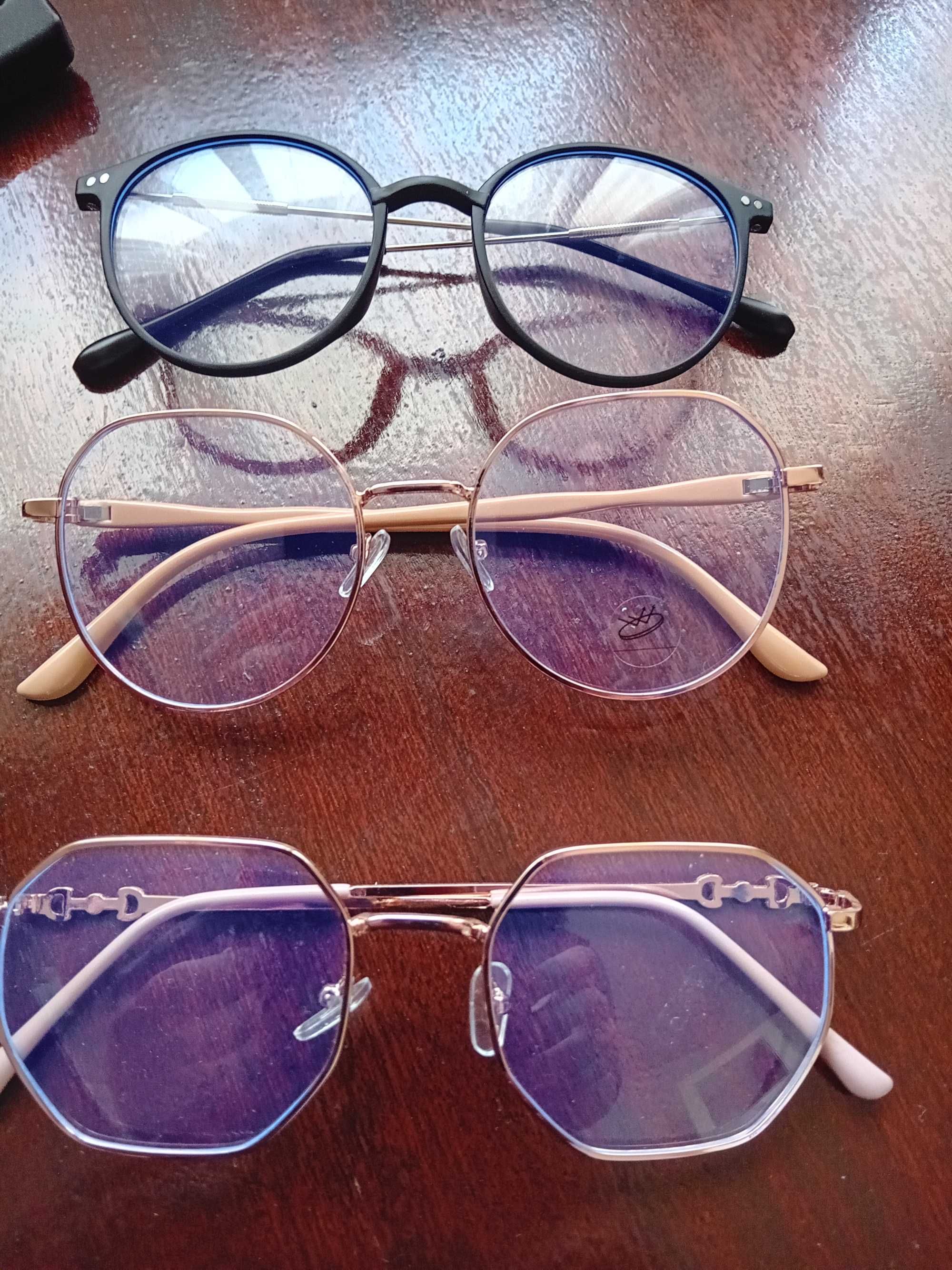 Диоптрични лупи за очила и очила