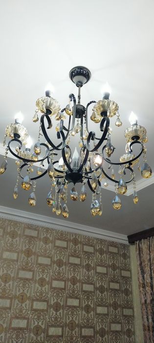Срочно продам люстру классика