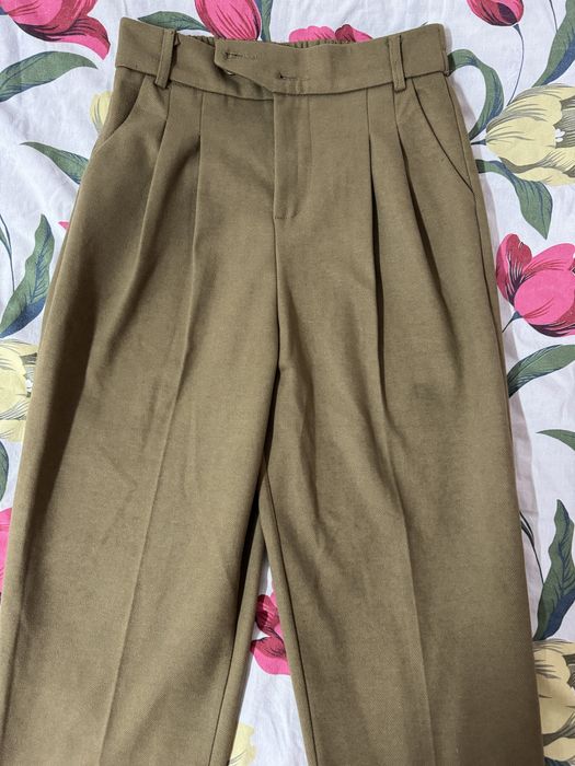 Женская брюки цвет хаки
