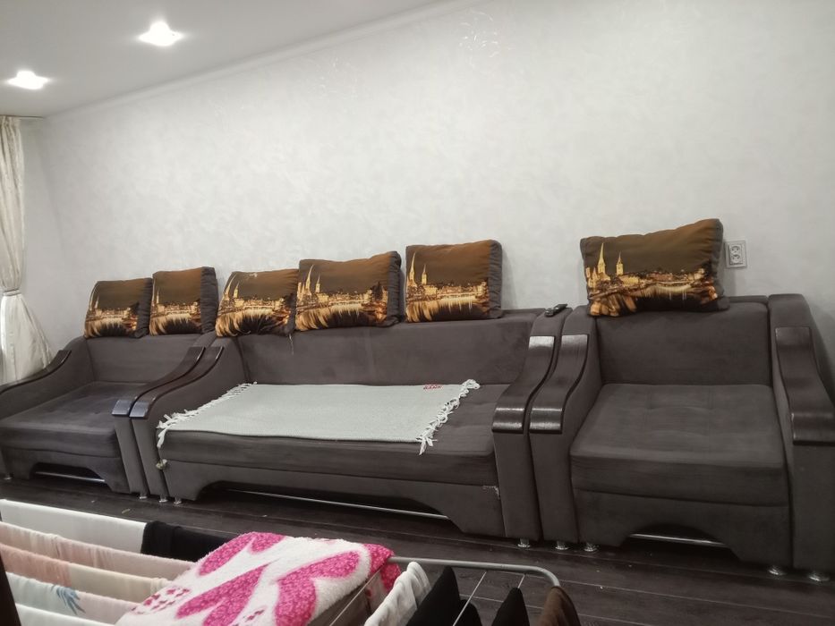 2Диван 1 кресло Продам