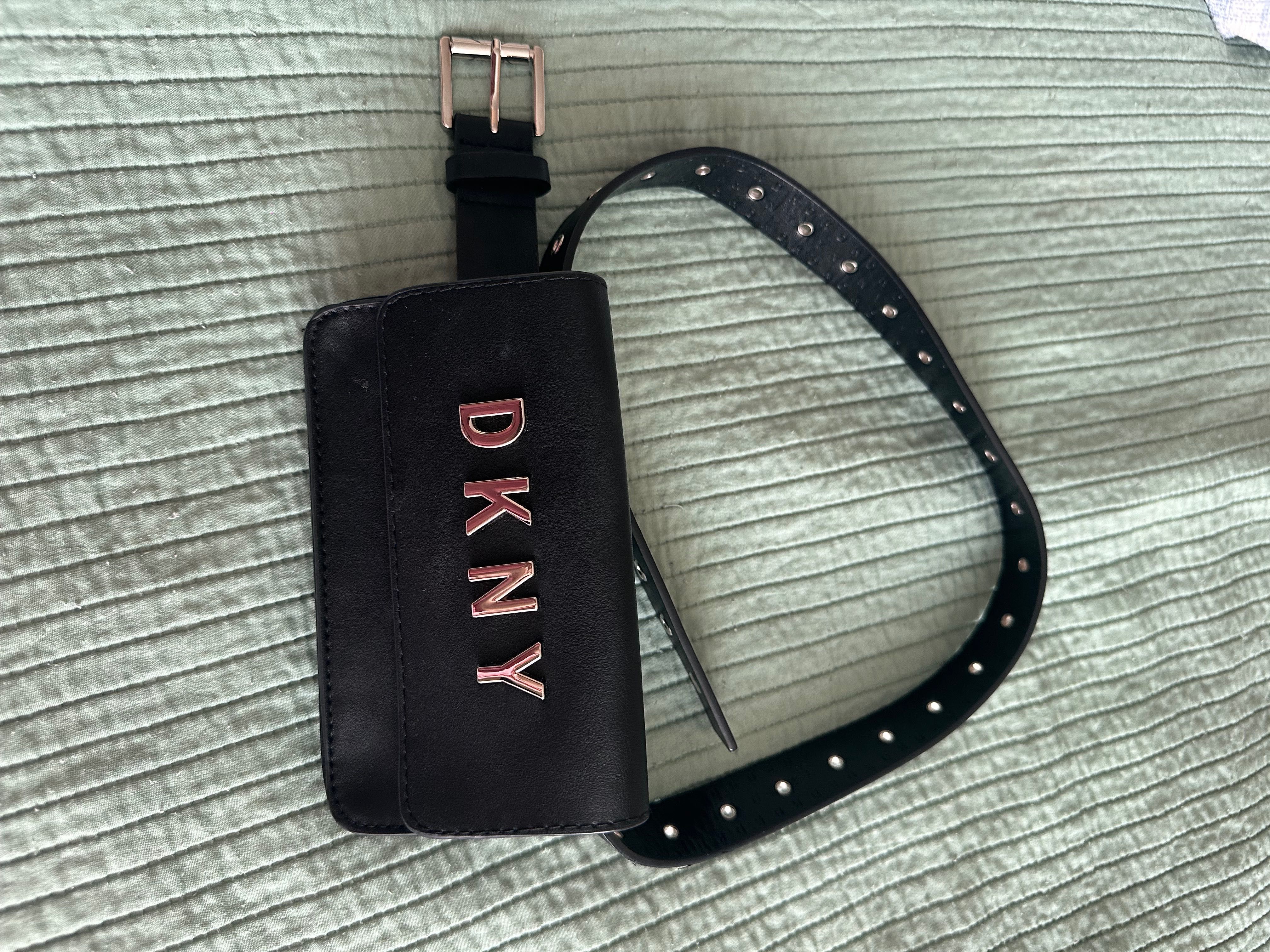 Чанта колан DKNY