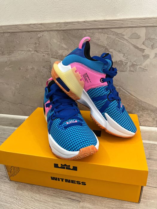Баскетболни маратонки NIKE x Lebron Witness VII Blue/Multicolor