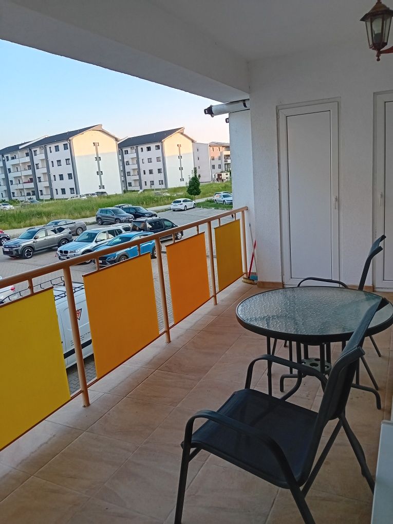 Proprietar, vând apartament 3 camere, etaj 1, str. Liviu Ciulei, Sibiu