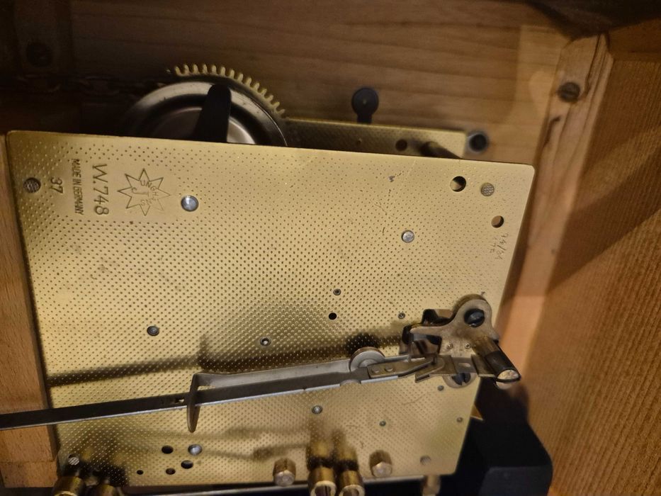 Стенен часовник JUNGHANS антика )1960г.