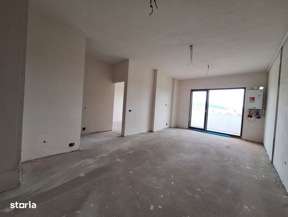 Apartament cu 2 camere, 45 mp, parcare, zona Eroilor
