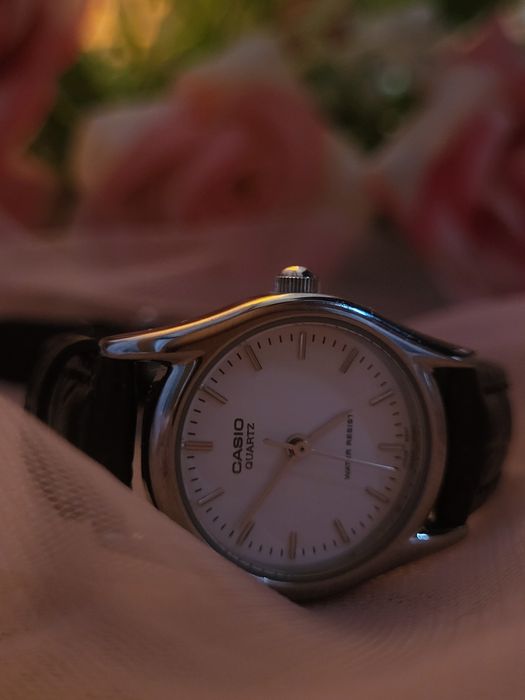 Ceas Casio quartz, pentru femei