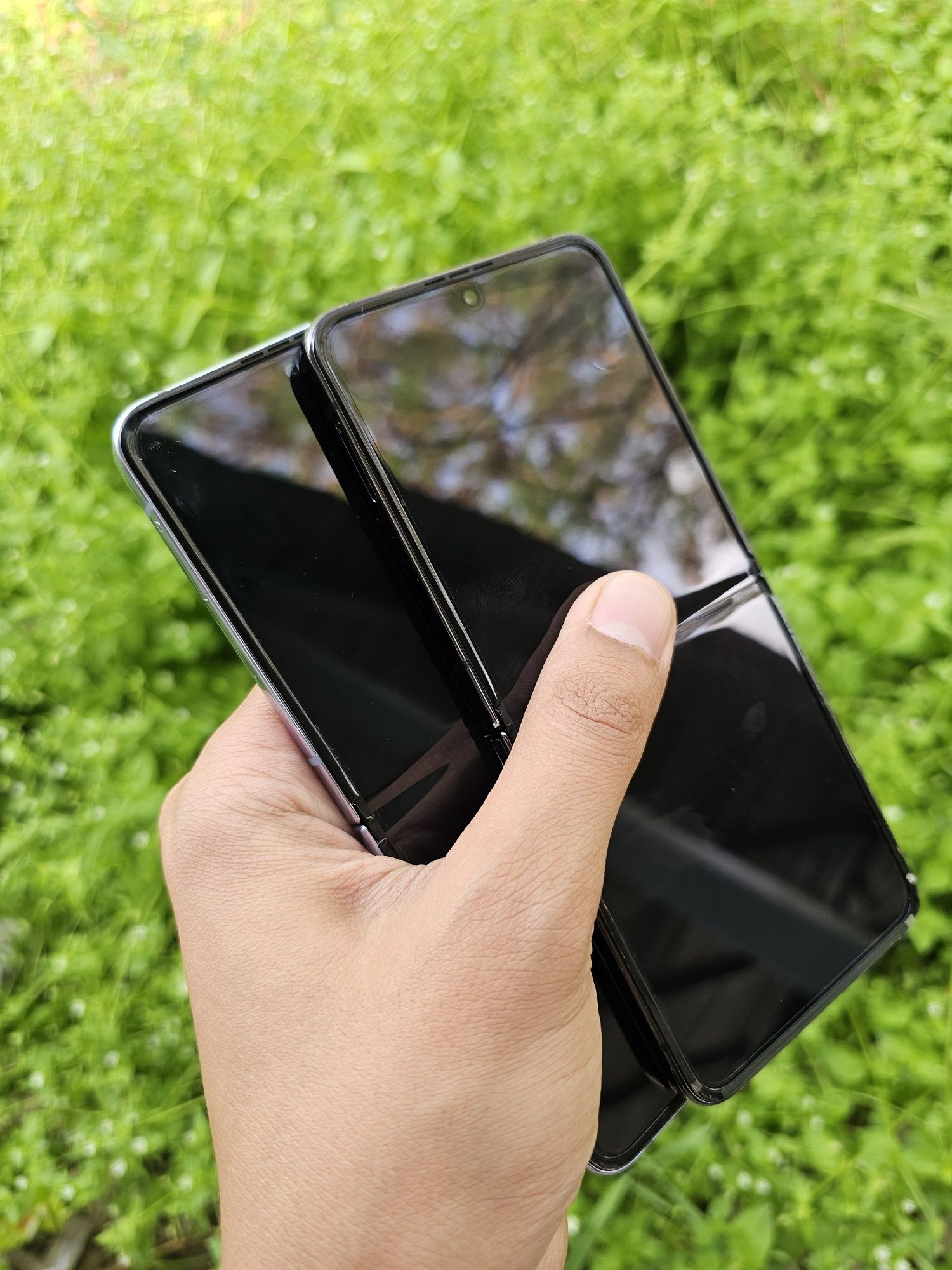 Samsung Galaxy Z FLIP 4. Black/Blue 5G. Snapdragon 256/512 GB.