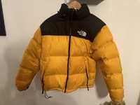 Geaca North Face galbena puffer