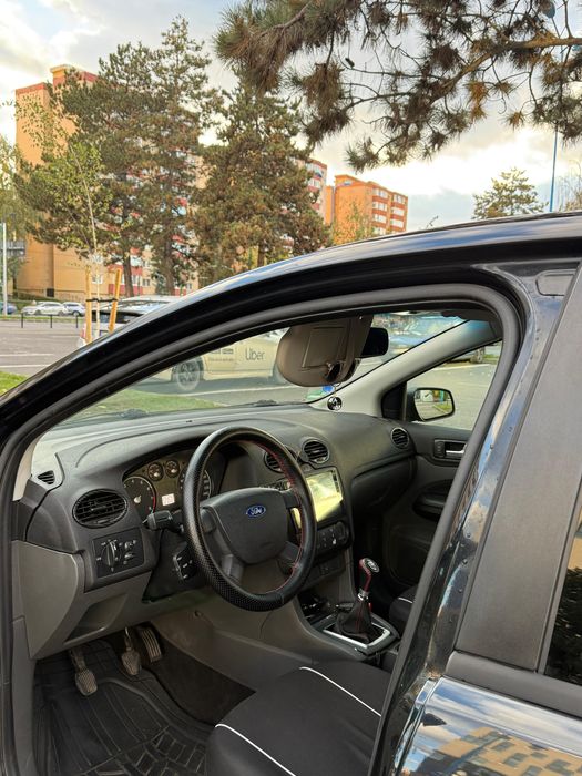 Vand Ford focus 2 1.6 benzina