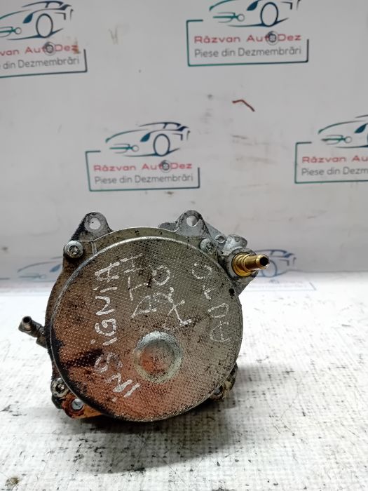 pompa vacuum opel insignia a 2.0 2010
