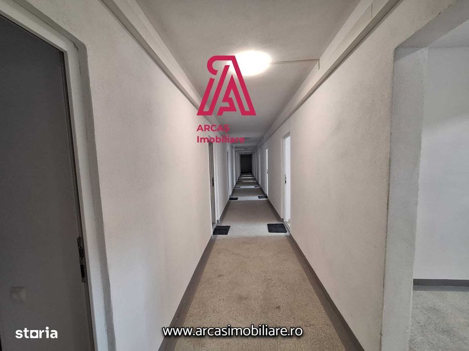 Bloc de vanzare cu 99 de garsoniere- Marsa!