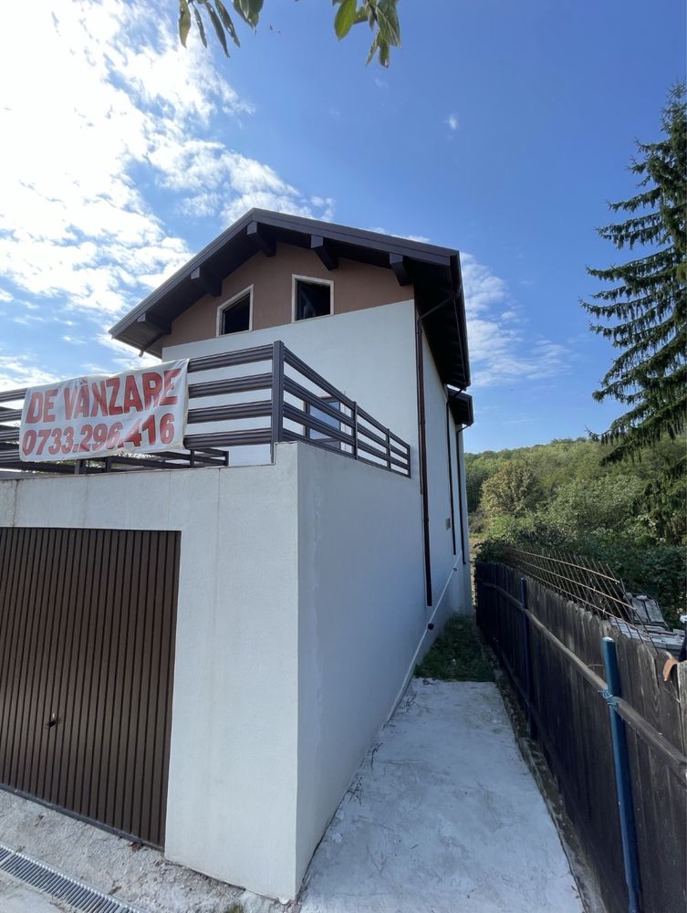 Casa Bujoreni 7km de Rm Valcea, pretabila pensiune 9 camere