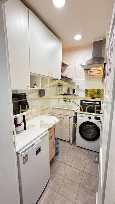 Дава се под наем Двустаен апартамент в Варна, Червен площад - 55 кв.м за 510 € - Снимка #2