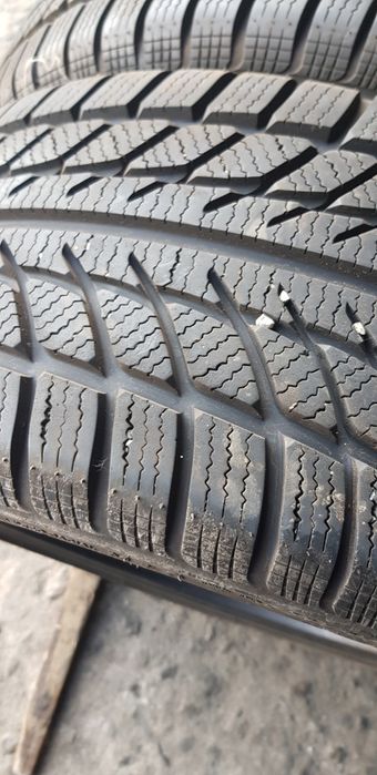 Зимни гуми-17цола-205/40-1бр.-70лв.-като нови