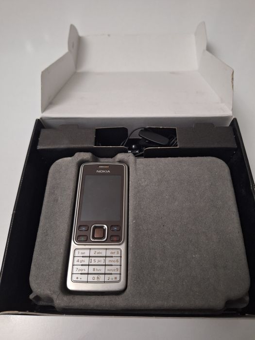 Vand telefon de coletie Nokia 6301
