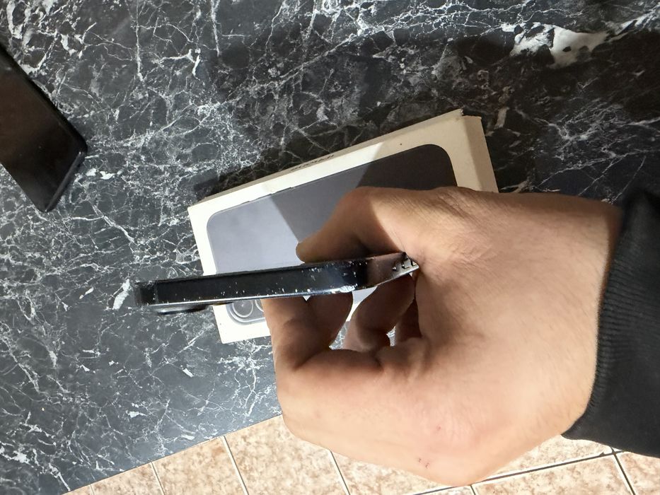 iPhone 16 Plus – 128 GB de vânzare utilizat aspect 7/10 94% baterie