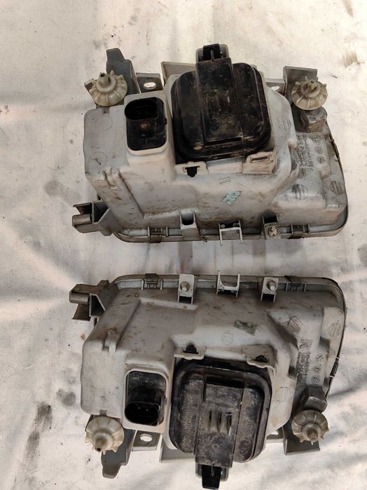 Оригинални фарове  Vw Polo