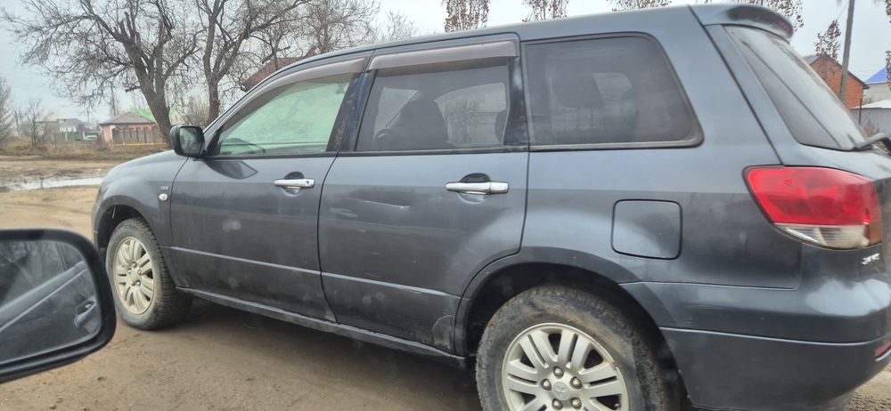 Митсубиси Айртрек.по запчастьям