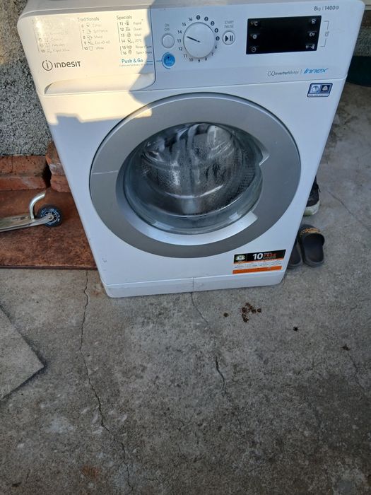 Продавам пералня