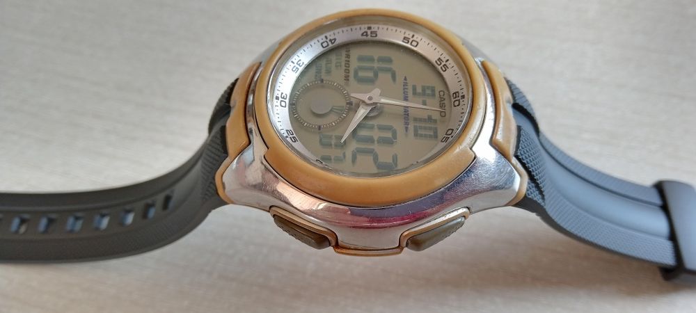 Мъжки часовник Casio AQ-160 Illuminator