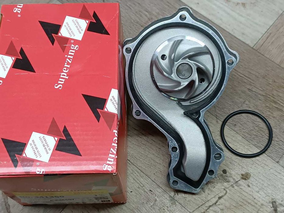 Помпа (водяной насос) VOLKSWAGEN Фольксваген гольф, пассат