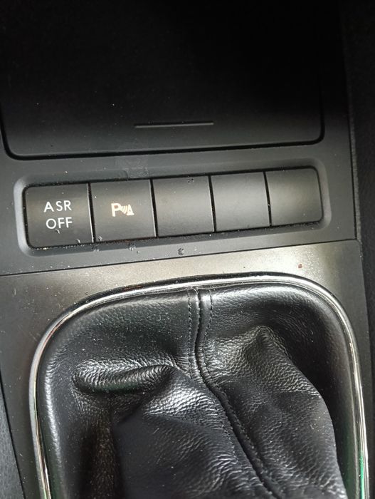 VW GOLF 6 - 2010  - 1.6 TDI - 105 CP - EURO 5. La 3.650 Euro.