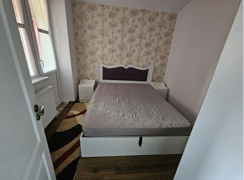 Închiriez apartament 1/2camere!!!