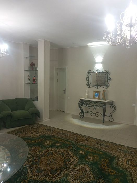 Ц-1  3/2/4 2-санузла. Площадь 130кв.м. Кирпичный дом.