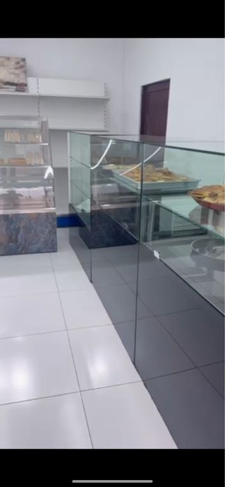 Стеллаж Витрина для кондитерских изделий