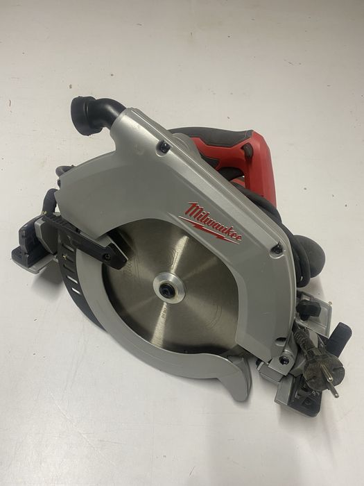 Vand circular electric milwaukee