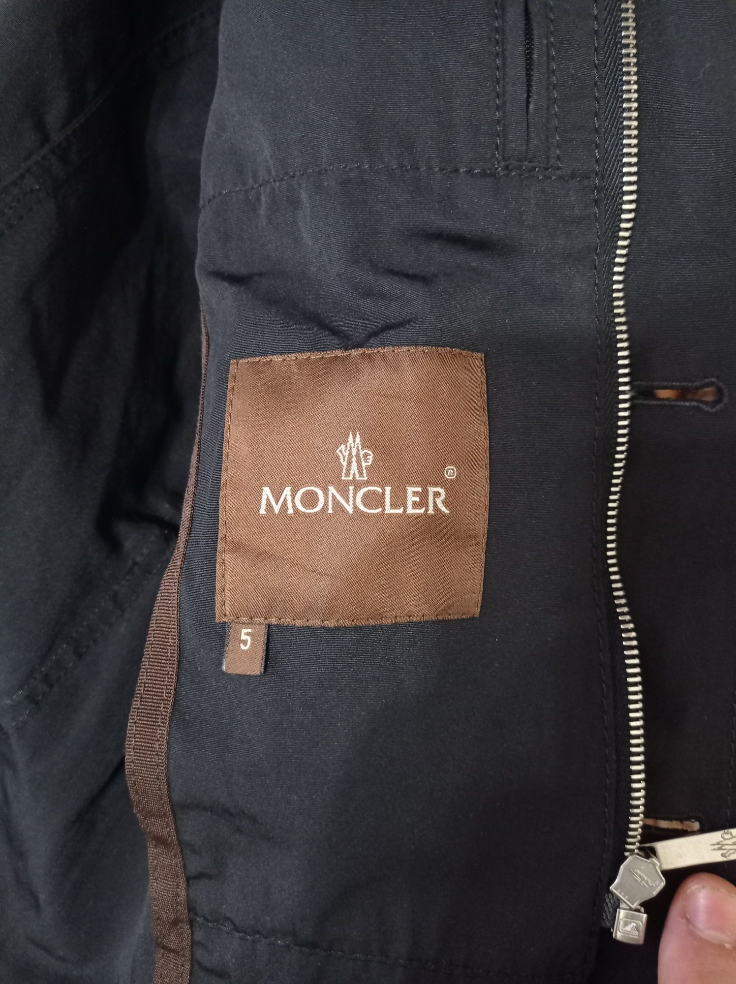 Geaca Moncler - M