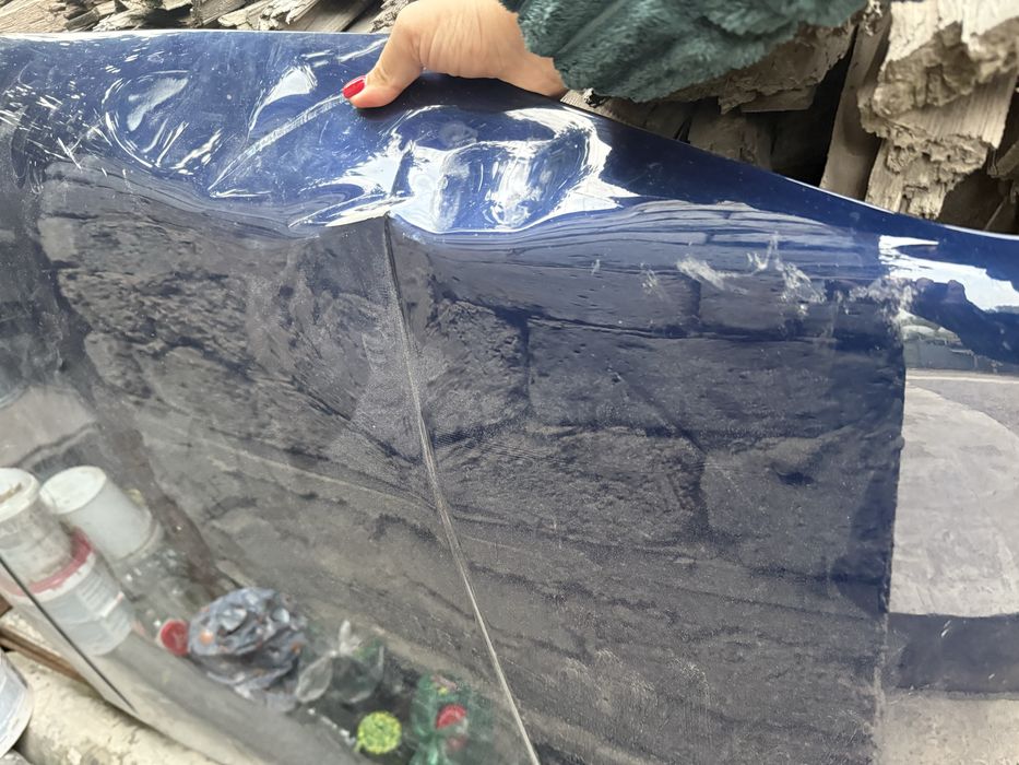 Продам капот гольф 4