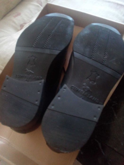 мъжки официални кожени обувки номер 40