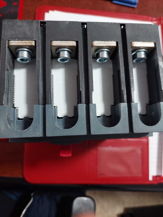 Intreruptor automat de putere Himel HDM6s, 4P, 200A,