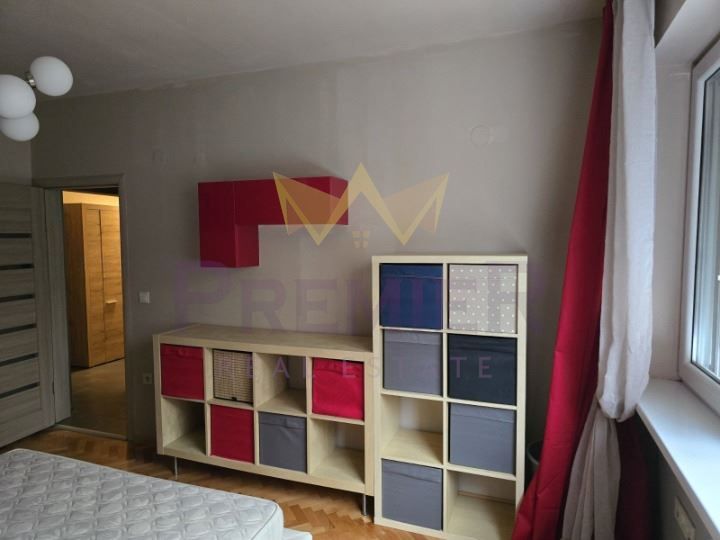 Продава се Тристаен апартамент в София, Гео Милев - 74 кв.м за 3784 €/кв.м - Снимка #2