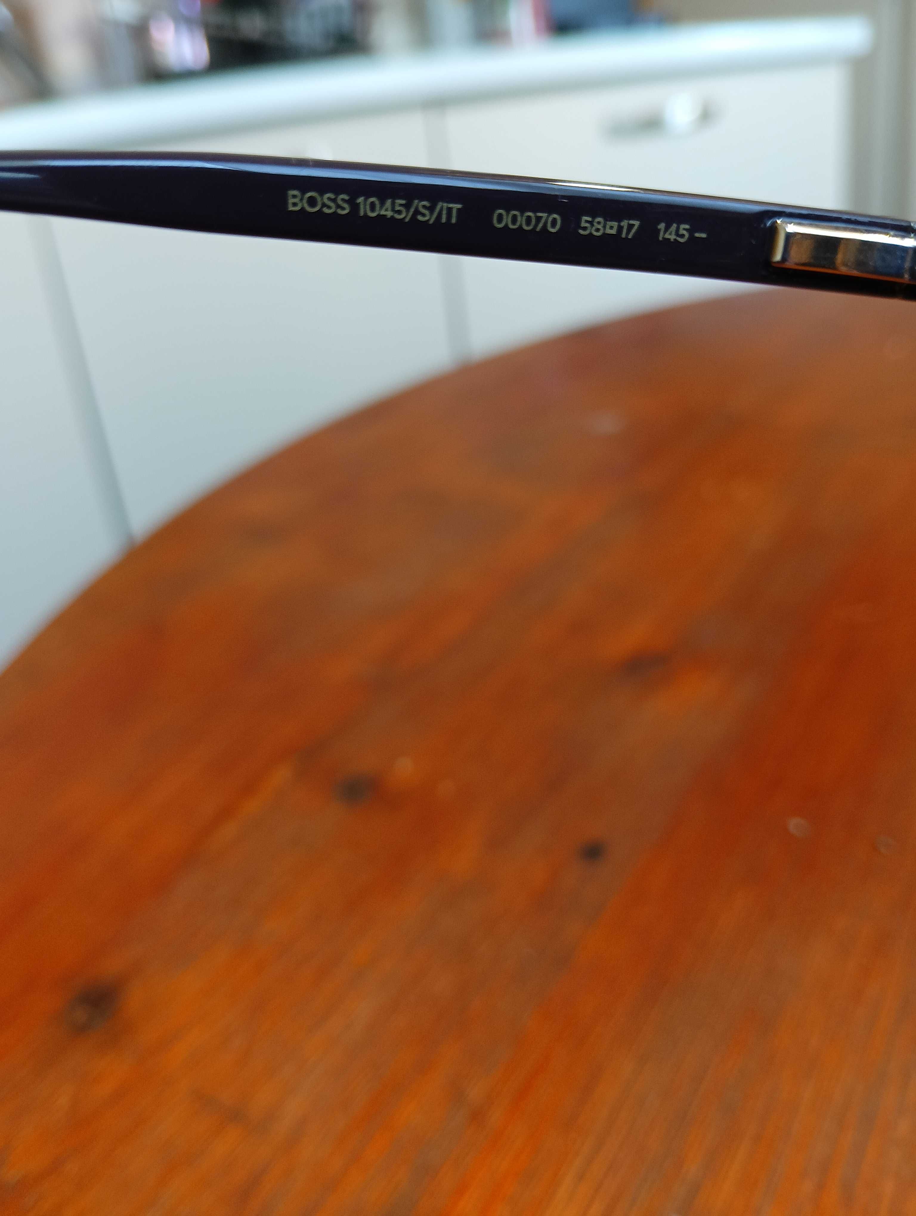 Слънчеви очила hugo boss