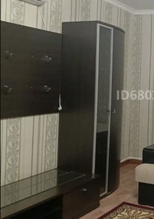 Продам стенку для гостиной комнаты / ТВ зона