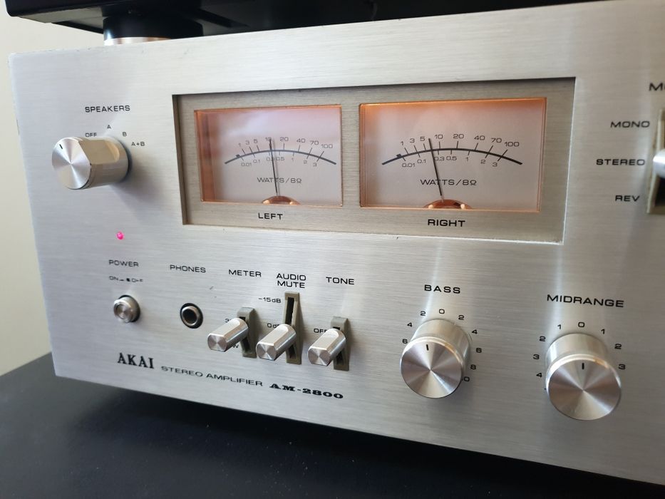 Amplificator Akai AM -2800