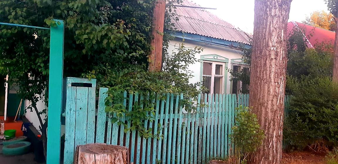 Дом Продается/Сдается в Аренду.с.Толеби.район магазин,,Жандос"